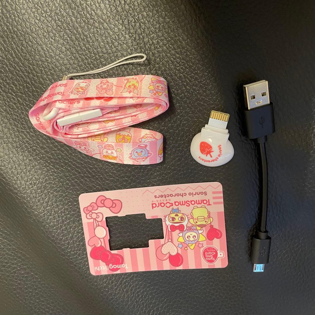 Tamagotchi Uni 　たまごっちユニ　本体　サンリオ　キャラクターズ