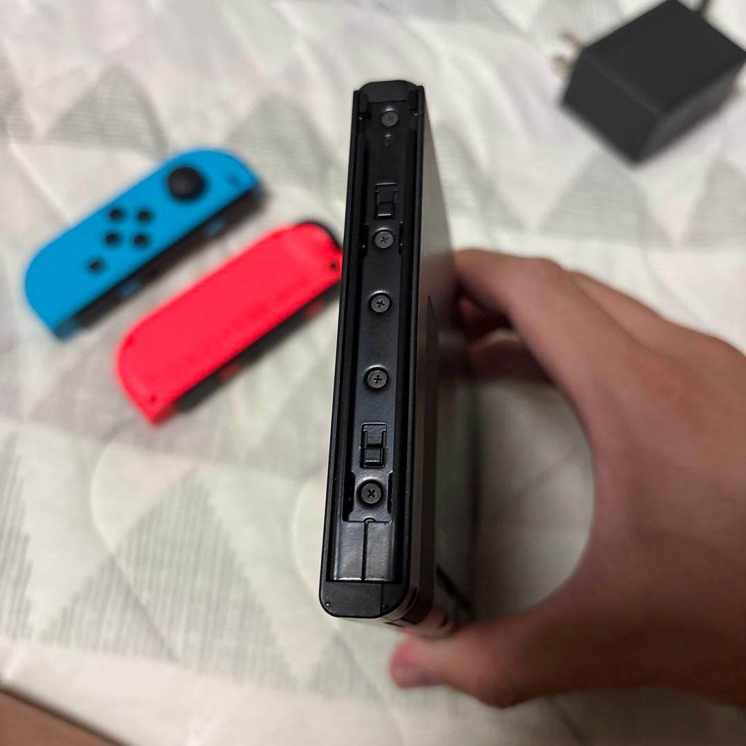 販*ン様 (箱無し)Nintendo Switch 本体 + 画像の物セット
