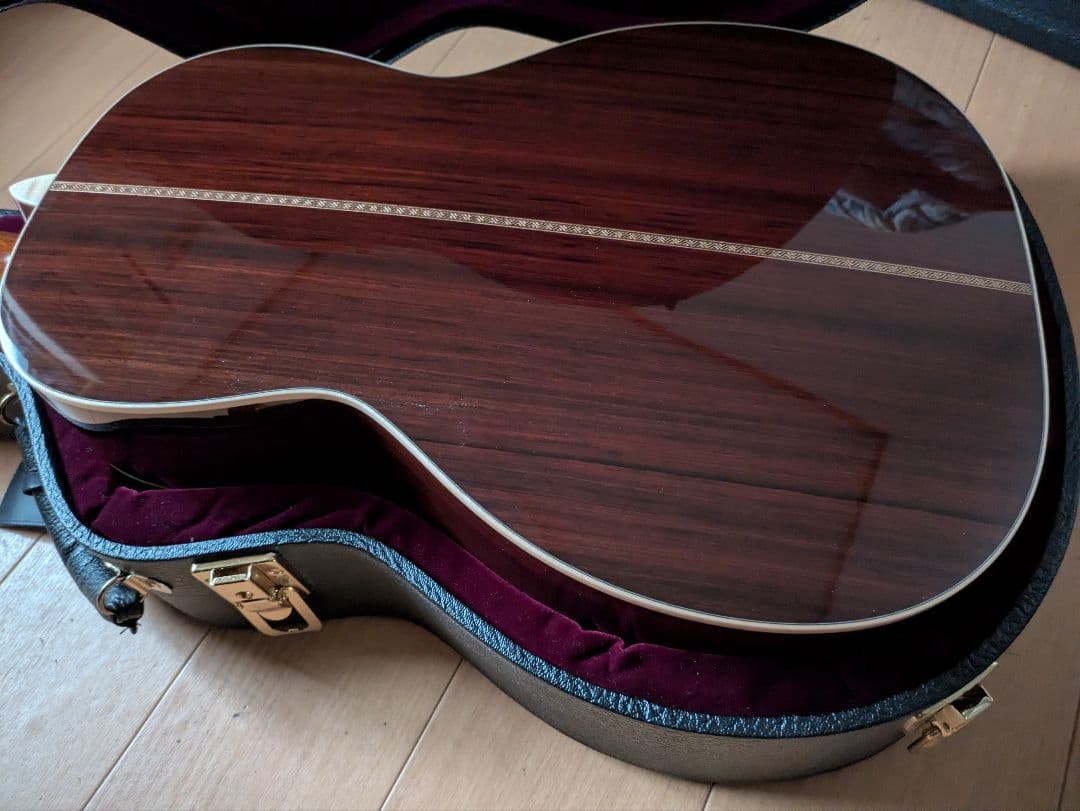 Martin 0012-28 Modern Deluxe 　保証期間内
