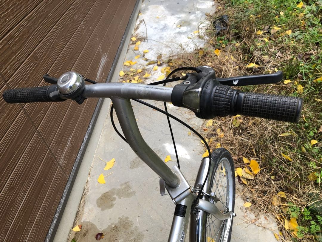 ajt　折りたたみ自転車 シルバー 6段変速