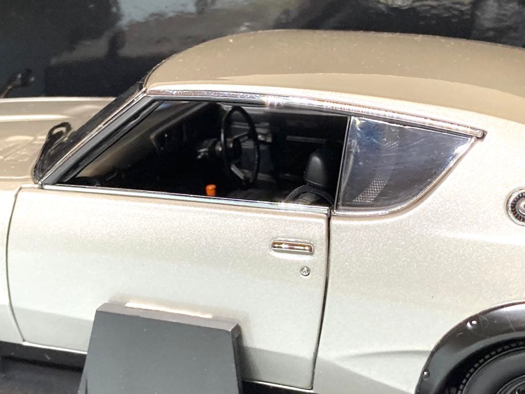 京商 1/18 日産 スカイライン2000GT-R(ケンメリ) KPGC110