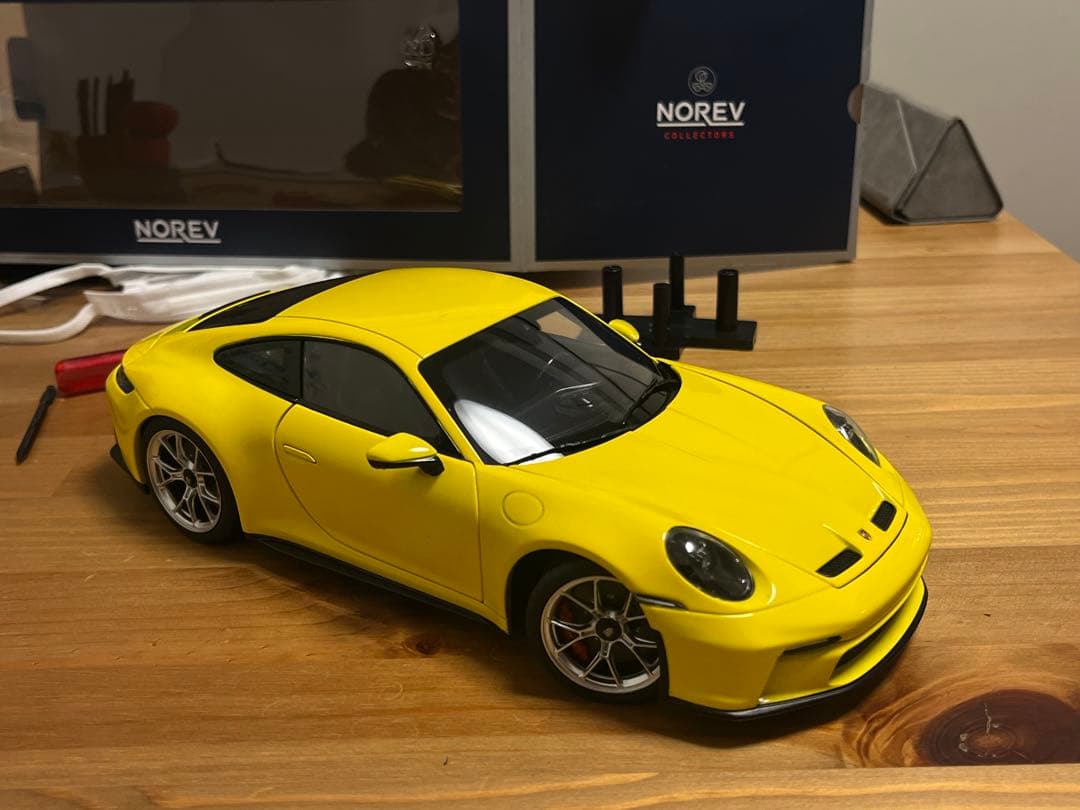 ミニカー Norev 1/18 Porsche 911 GT3 2021 Yellow