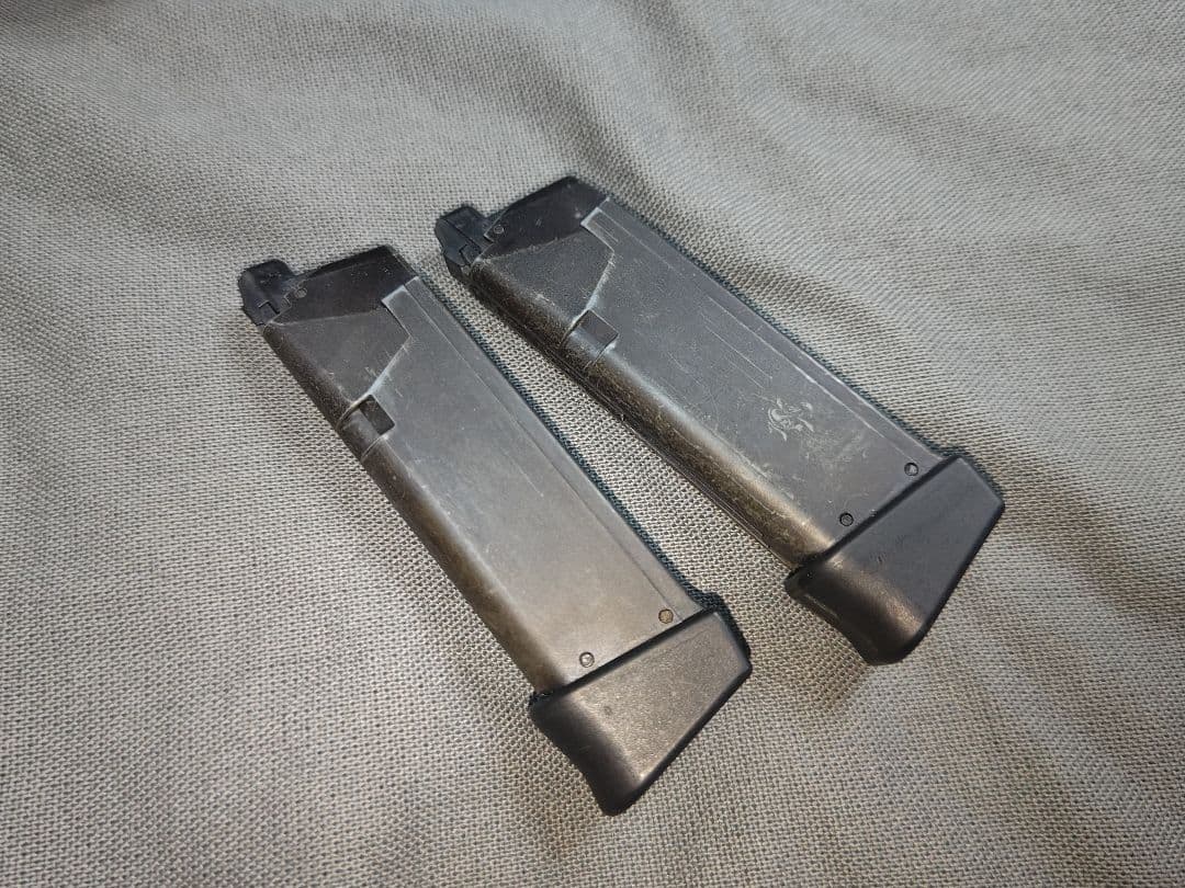 東京マルイ　GBB グロック 19 STANDOFFカスタム　ガンケース付き