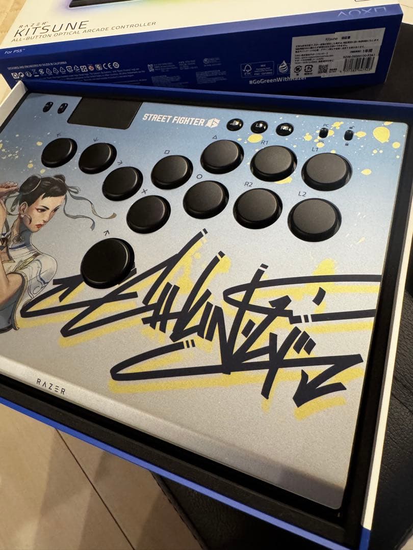 Razer kitsune レバーレスコントローラー 春麗