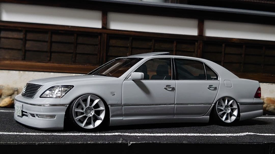 1/24 アオシマ ファブレス 30セルシオ 完成品