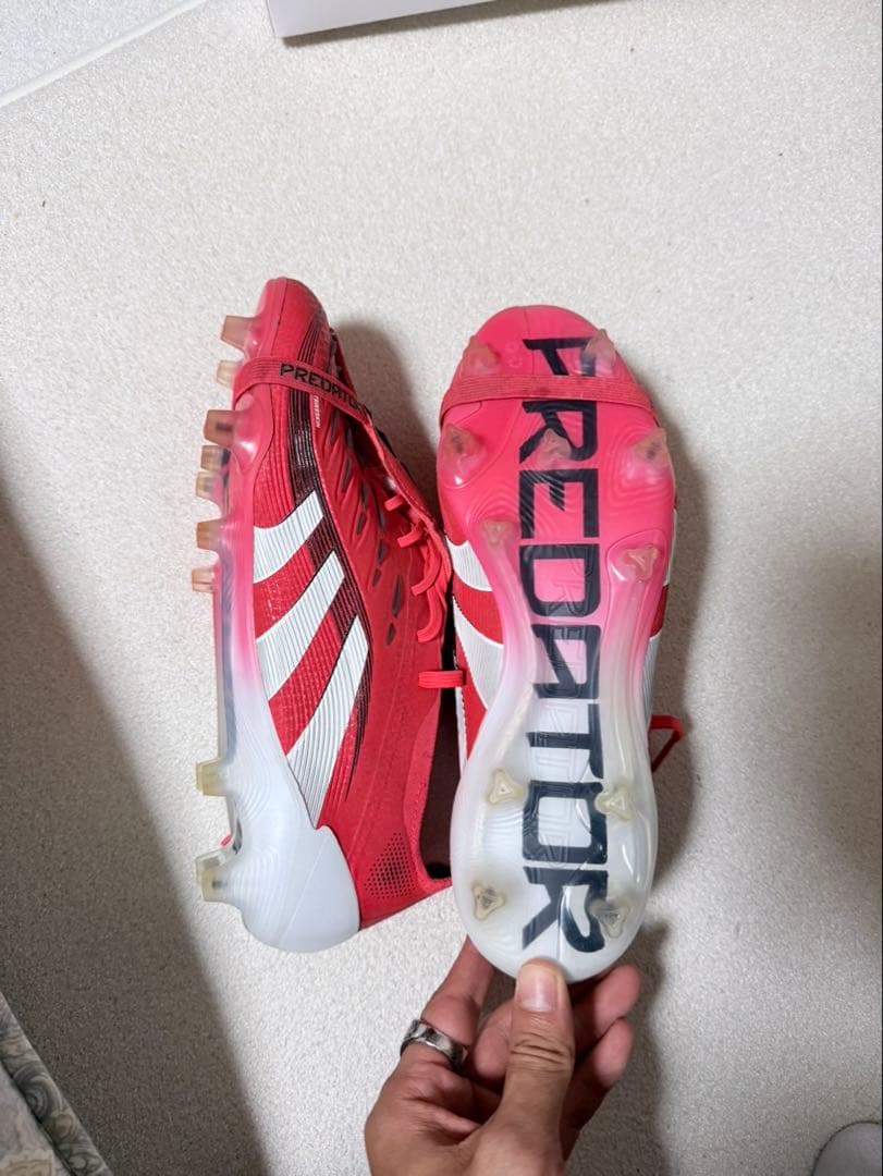 タイムセール50%offadidas Predator サッカーシューズ レッド