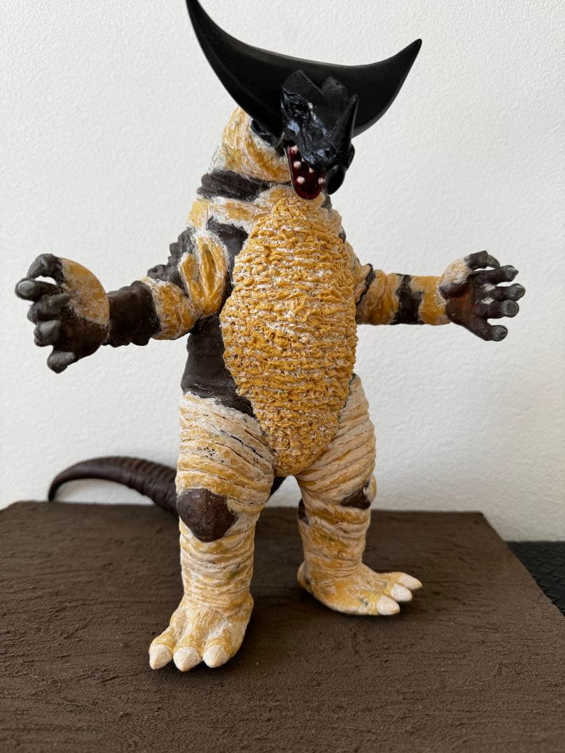 ビリケン　ゴモラ　塗装完成品　改造　30cm