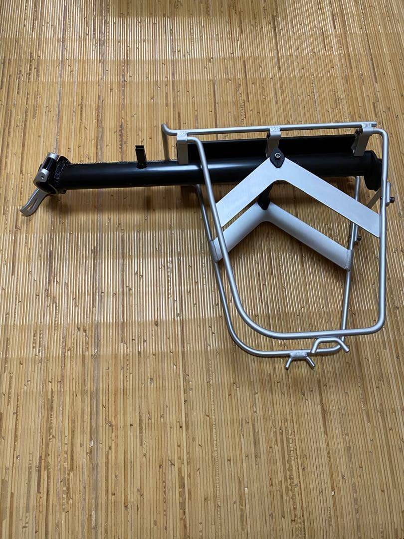 わらびもちTOPEAK MTXバッグ と QR BEAM RACK