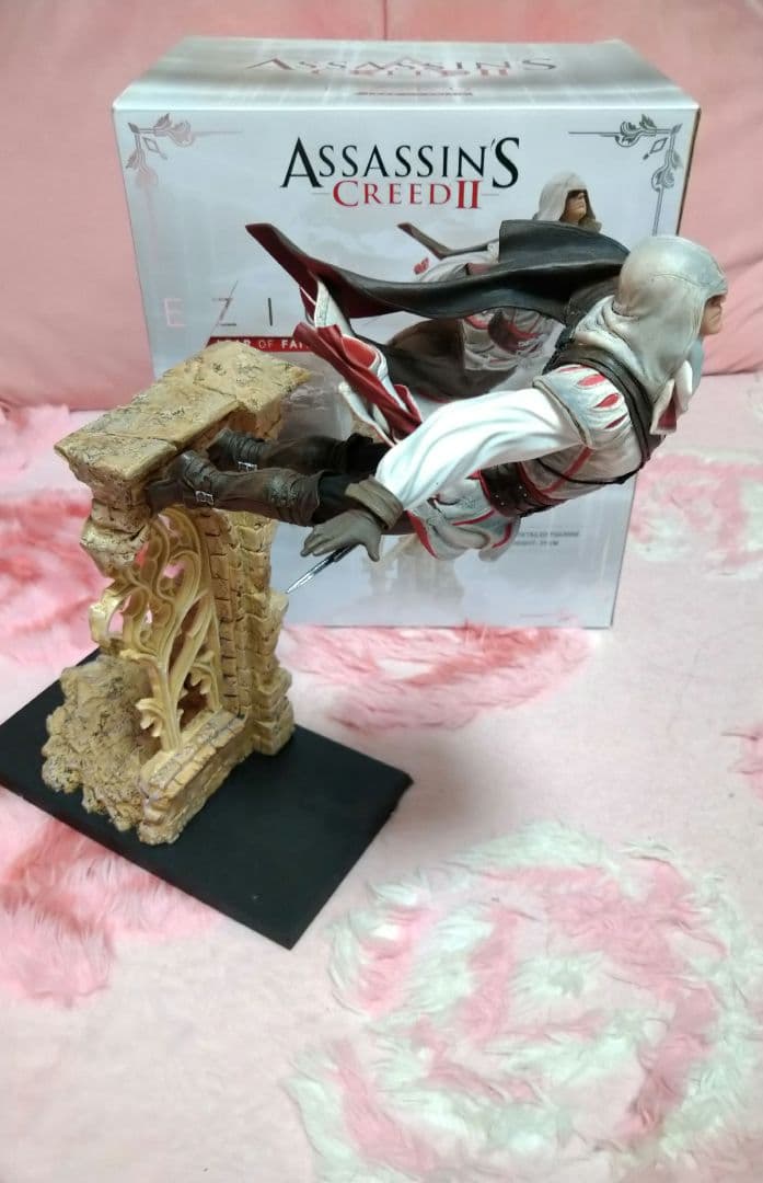 アサシンクリード エツィオ フィギュア オリジンズ ヴァルハラ ユニティ