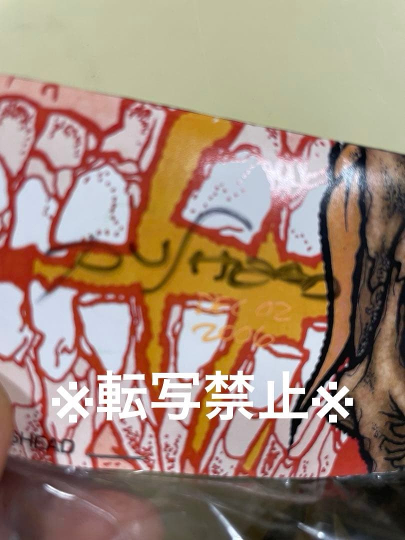 激レア　secretbase スカルパイレーツ　香港　サイン入り　パスヘッド