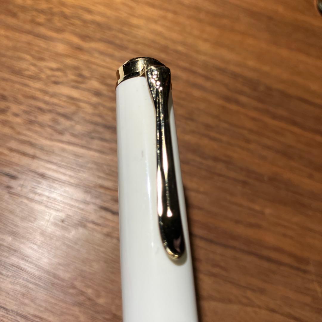 Pelikan 万年筆とインクセット ホワイトトータス スーベレーン M400