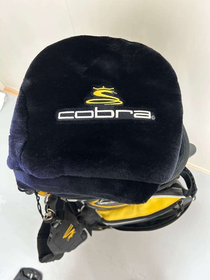 美品 コブラ キャディバッグ スタンド