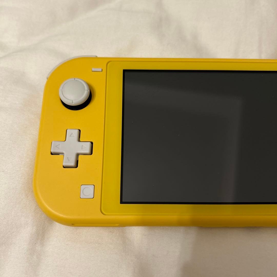 【美品】Nintendo Switch Lite イエロー　本体