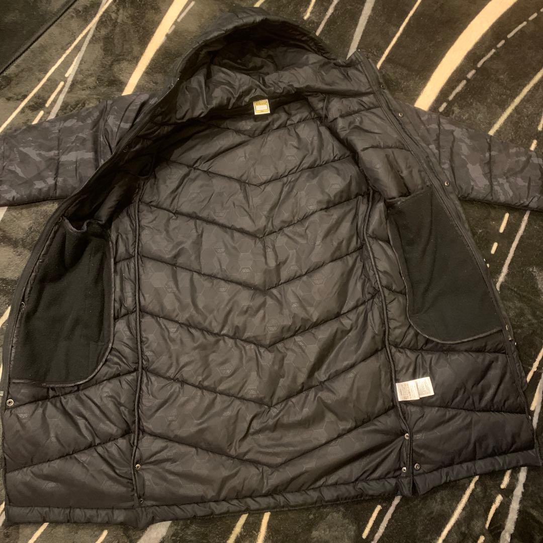 ATHLETAのベンチコート