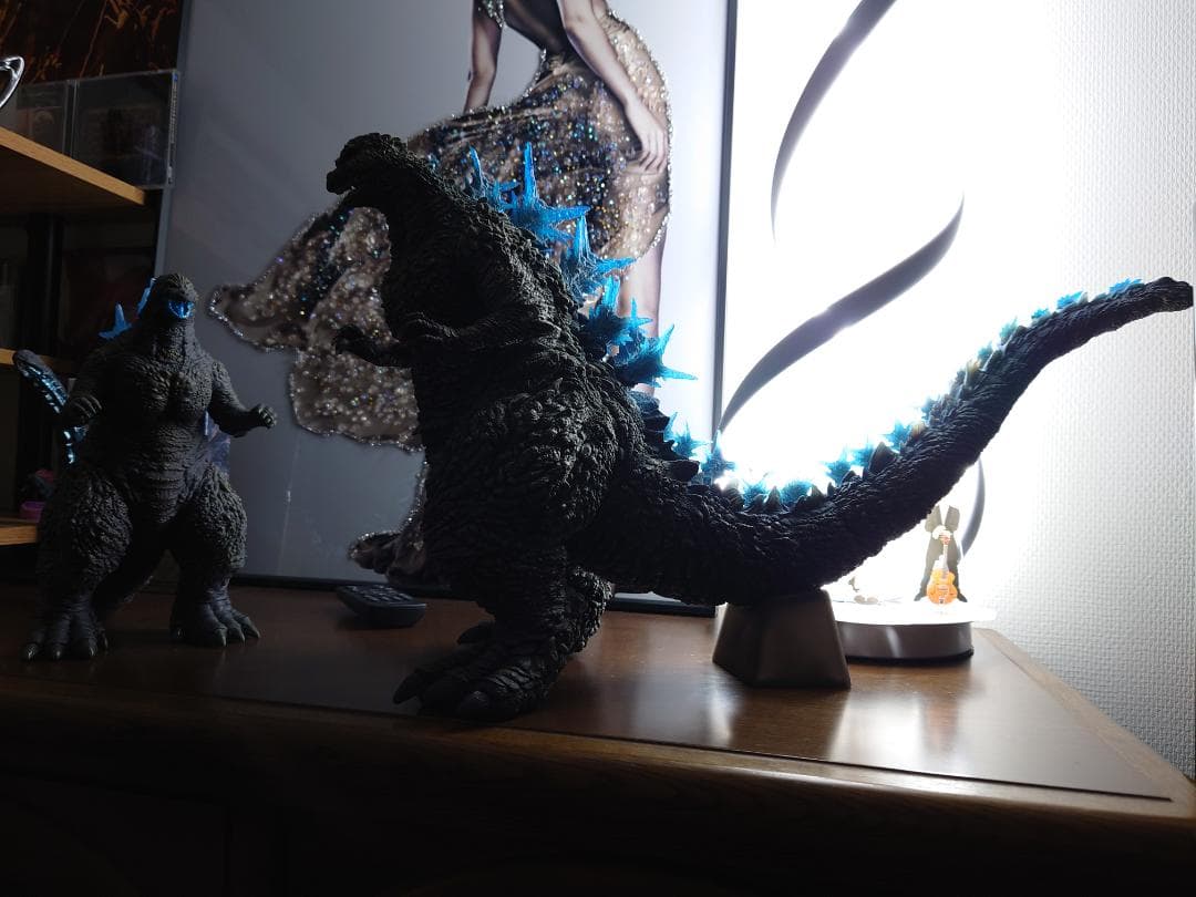 ゴジラマイナスワン発光バージョン東宝30センチシリーズ少年リュック限定版