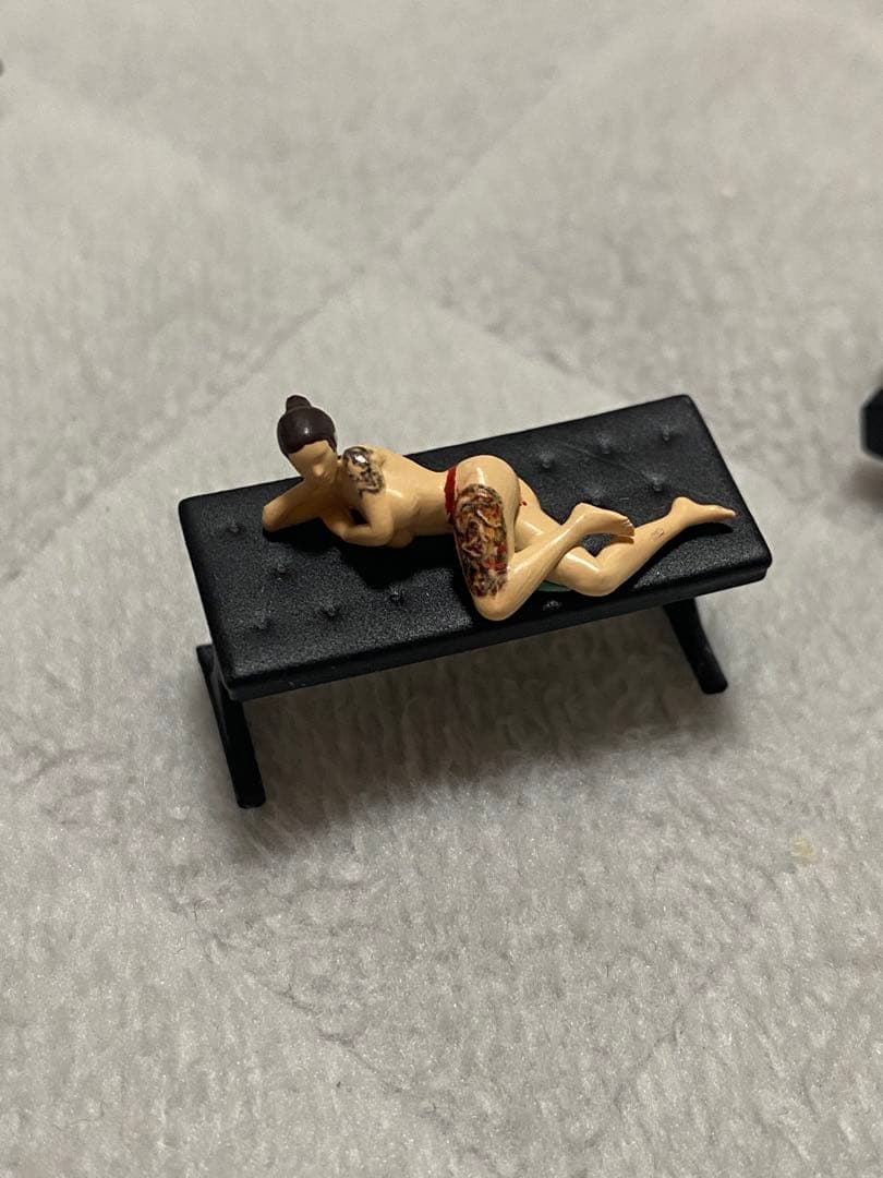 フィギュア1／64