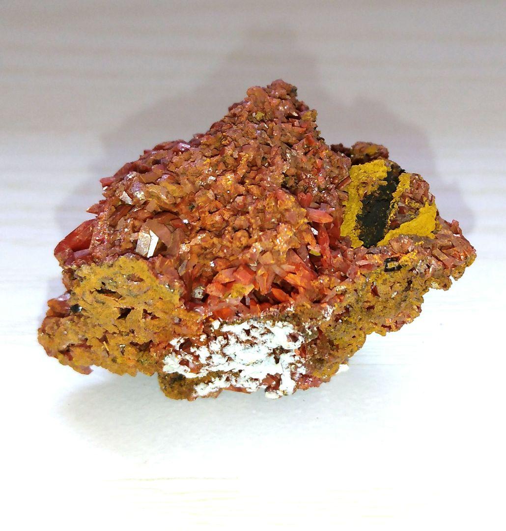 紅鉛鉱（クロコアイト）　希少鉱物標本