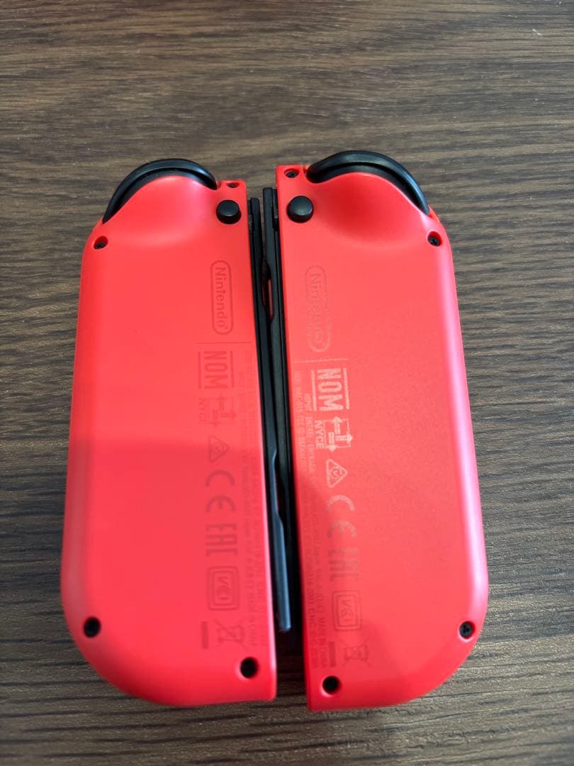 Nintendo Switch 本体　ケース付き