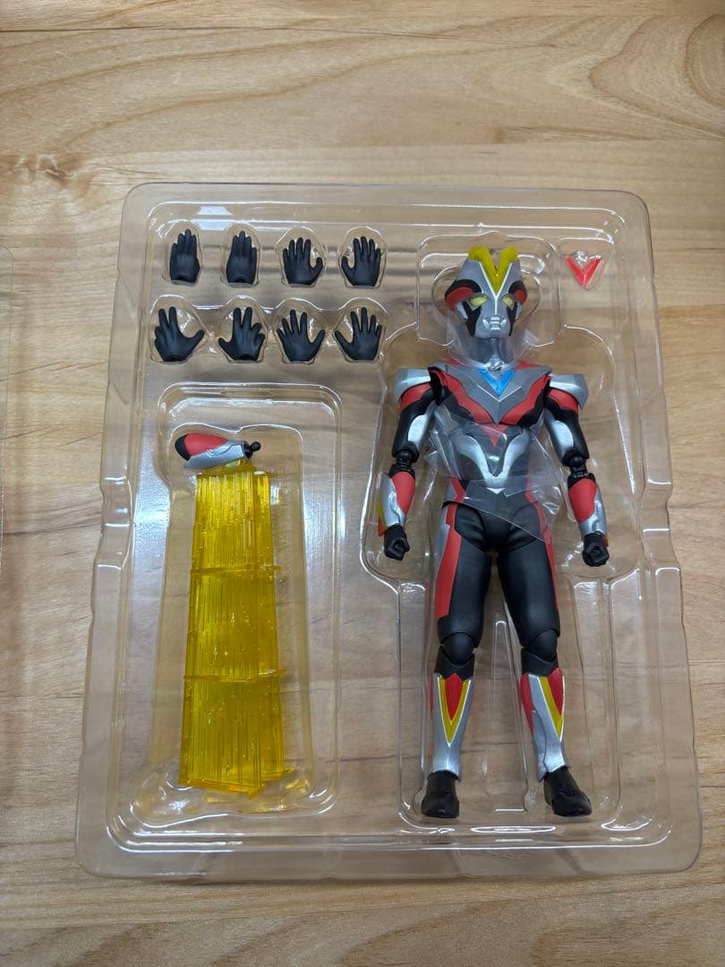 フィギュアーツ　ウルトラマンギンガ・ウルトラマンビクトリー
