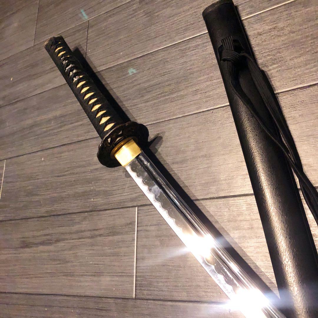 高級模造刀　居合刀　樋入り刀身　黒拵え　亜合金刀身