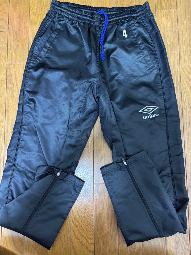 ガンバ大阪　支給　移動着