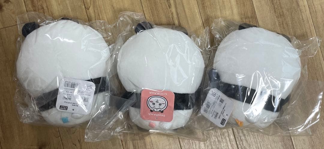 ちいかわ　ハチワレ　うさぎ　パンダ　ぬいぐるみ