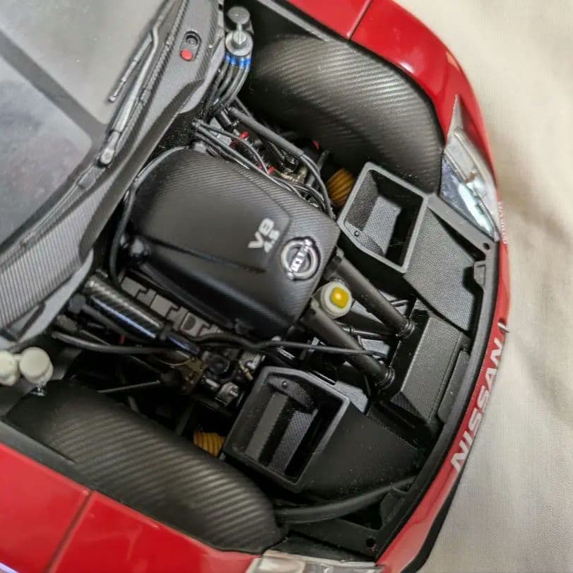 オートアート 1/18 R35 GT-R ミニカー