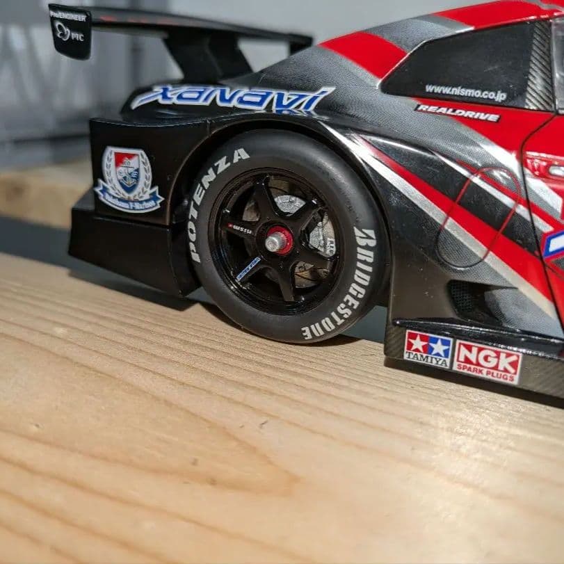 オートアート 1/18 R35 GT-R ミニカー