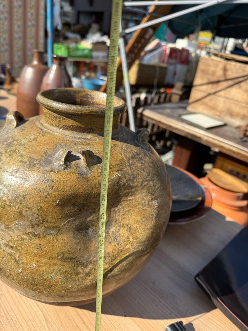 陶器製の茶色い丸型壺　備前焼？古備前？四耳　壺