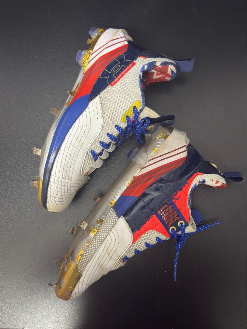 アンダーアーマー　金具スパイク　野球用　海外限定モデル　ハーパーモデル