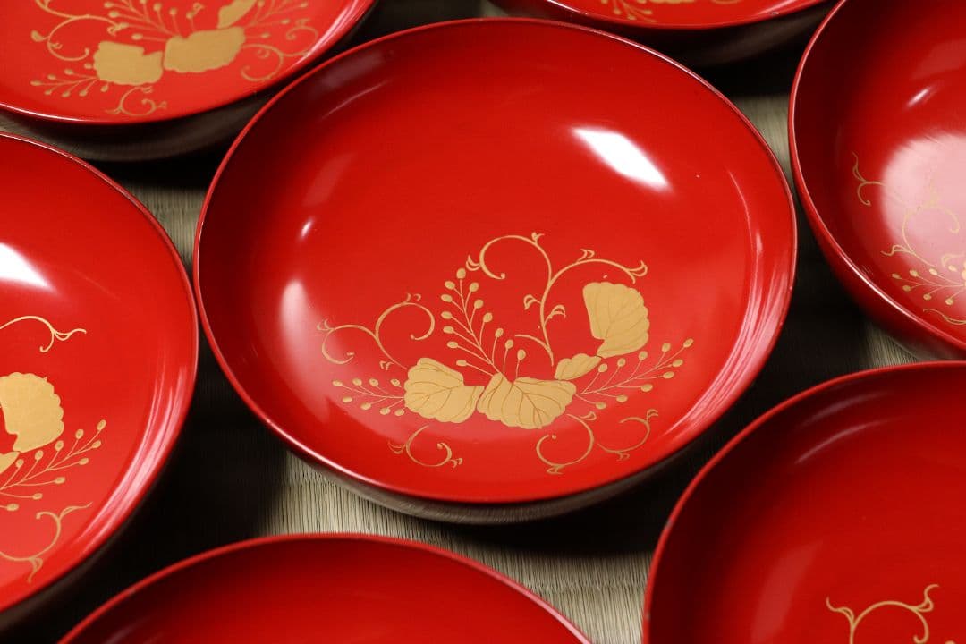 木製漆器 桐唐草蒔絵 朱塗銘々木皿 十九客 11.8cm 木箱 金蒔絵 MA12