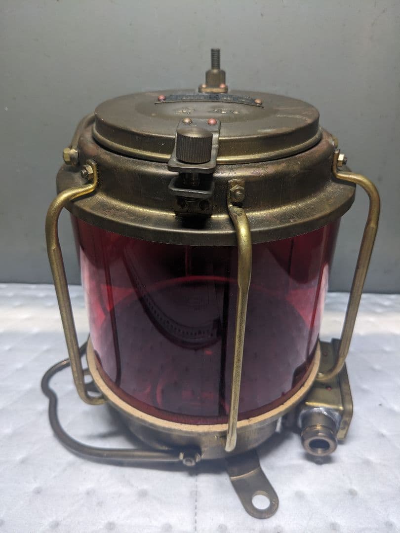 船尾燈　マリンランプ　船舶用照明　日本船燈株式会社　製造年昭和55年5月