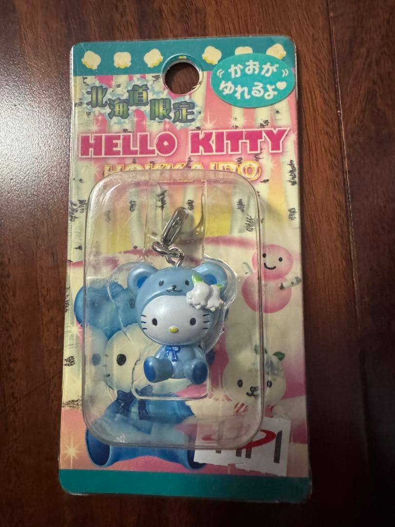【新品未使用】ご当地キティ タオル・ファスナーマスコットなど北海道セット