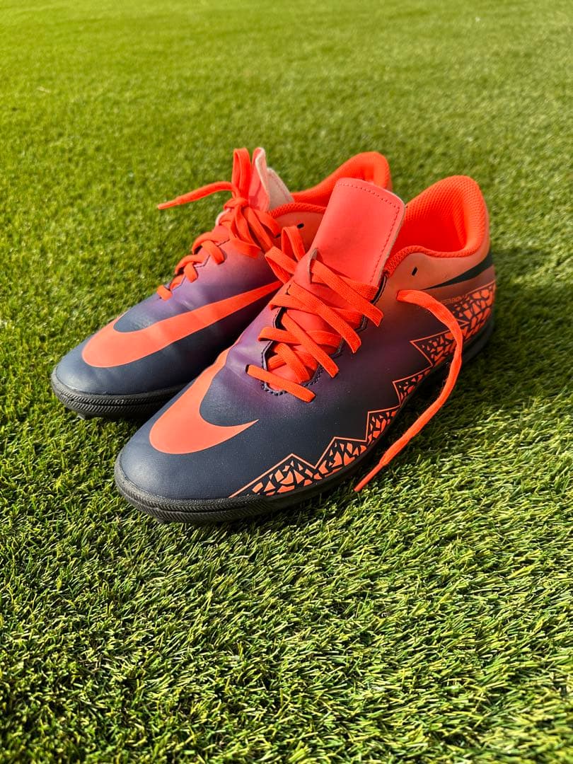 ナイキ ハイパーヴェノム フェイド II TF(レッド×パープル) 26.5