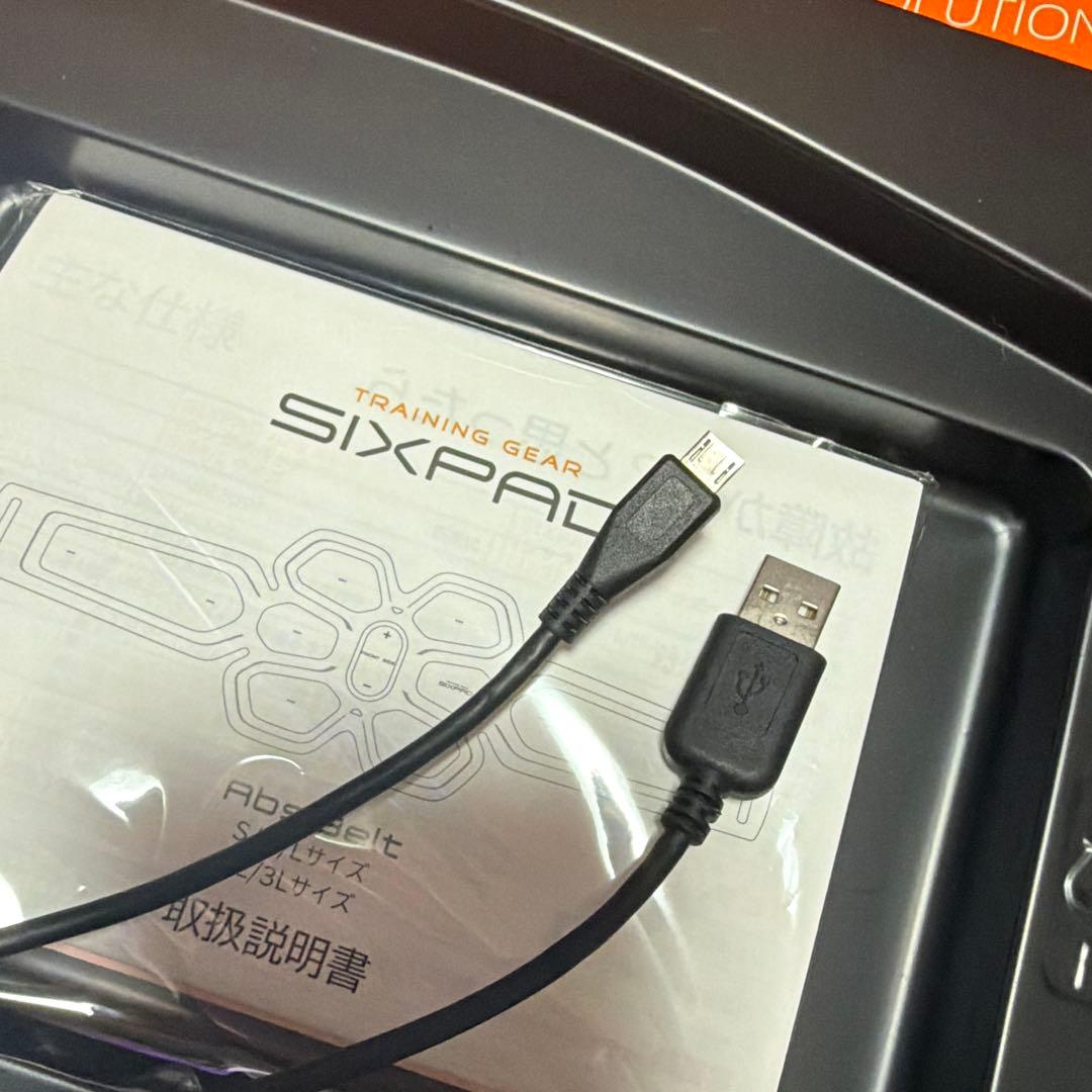 【動作確認済】シックスパッド 本体 ジェルシート6枚×4 充電コード・説明書付き