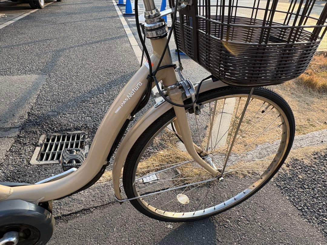 中古YAMAHA電動アシスト自転車　12.8Ah 大阪　014番