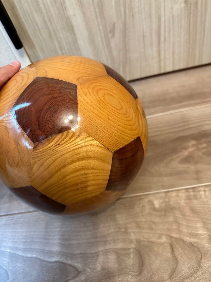 希少FIFA2002年日韓ワールドカップ木製サッカーボールmolten/5号