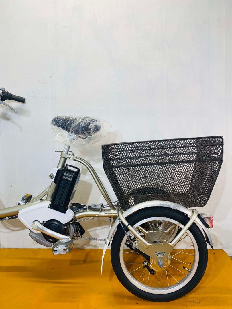 送料無料条件付き　YAMAHA PAS 電動アシスト自転車三輪車(18/16型)