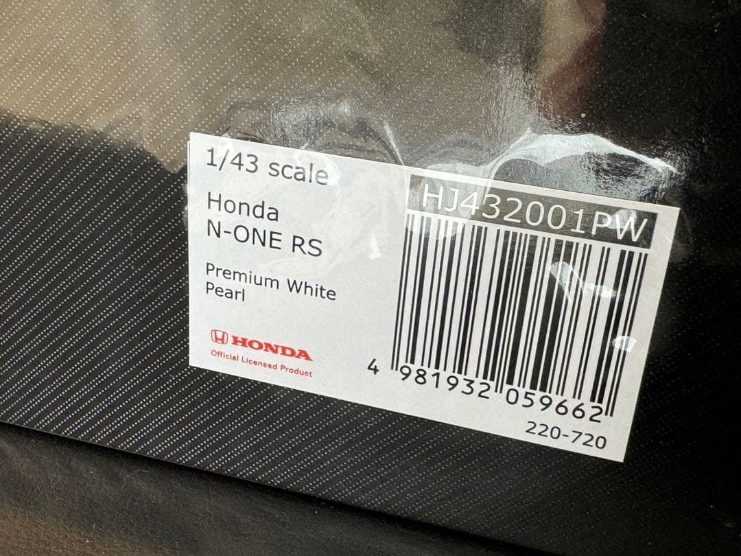 ホンダ　N-ONE RS ミニカー　パール　新品　N-ワン　模型
