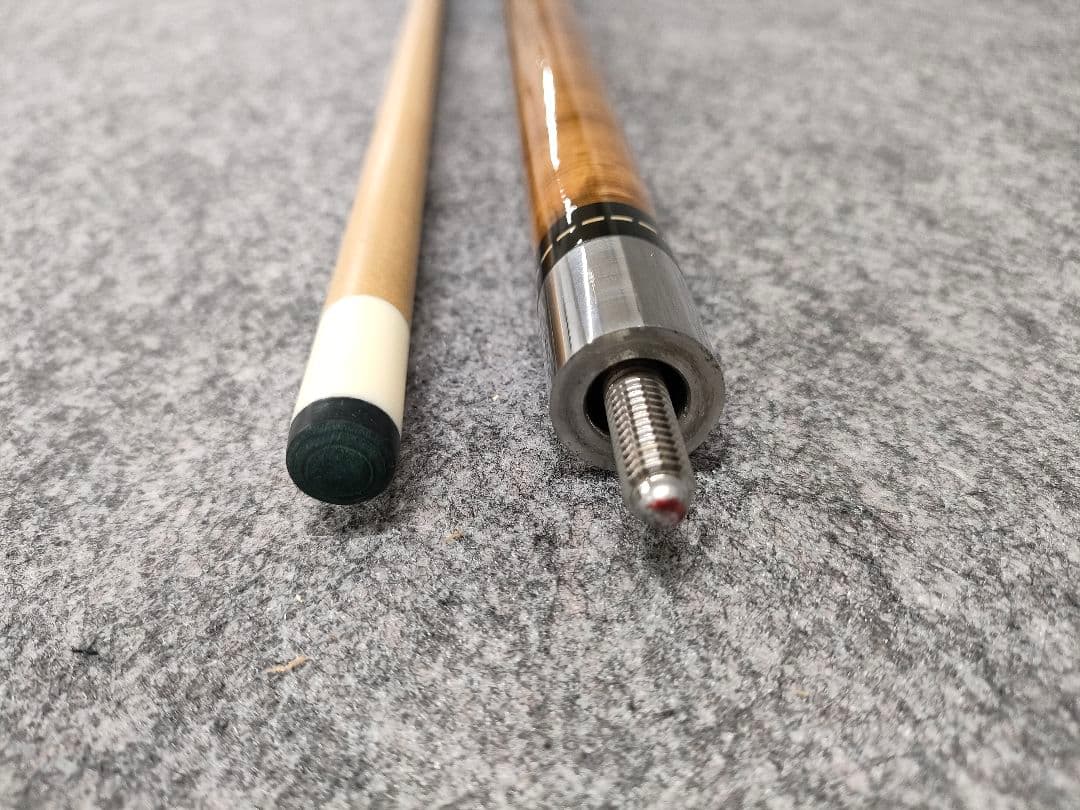 アダム　キュー