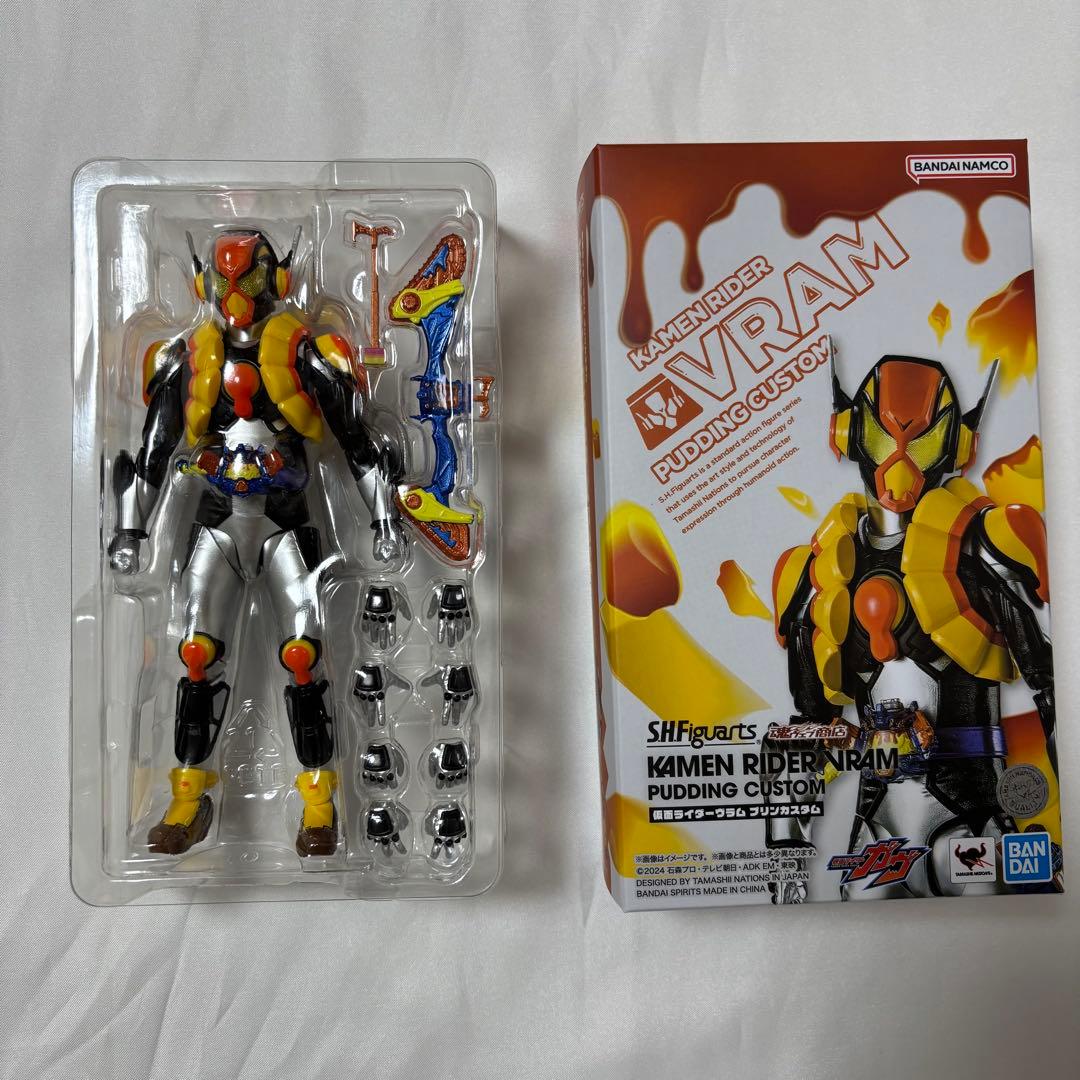 【美品】S.H.Figuarts 仮面ライダーガヴ・ヴァレン・ヴラムセット