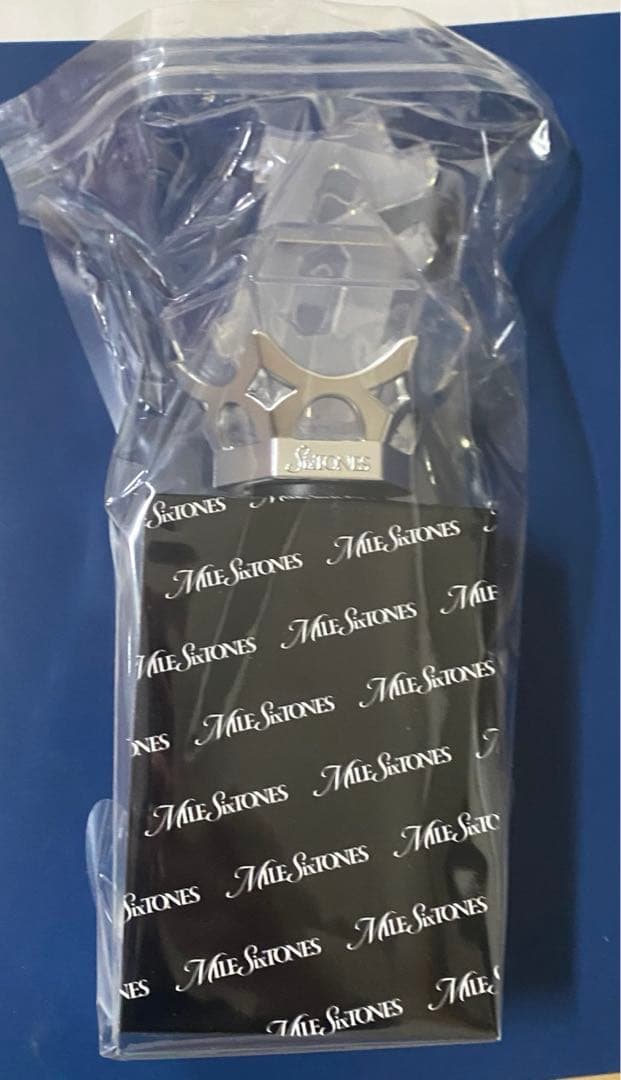 【新品未開封】SixTONESMILESixTONES パーカー＋ペンライト