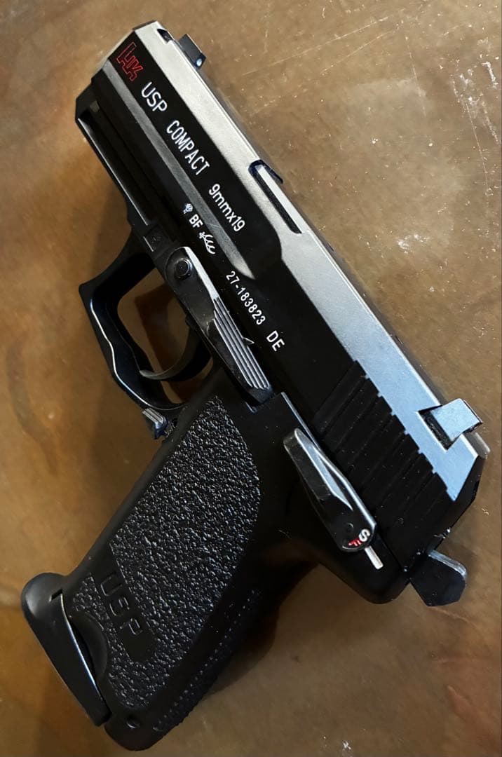 東京マルイ　USPコンパクト
