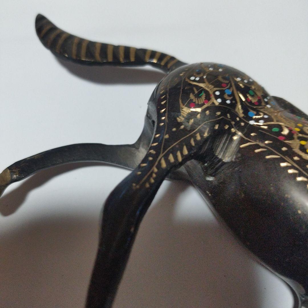 アンテーク　装飾的な金属製馬の彫刻