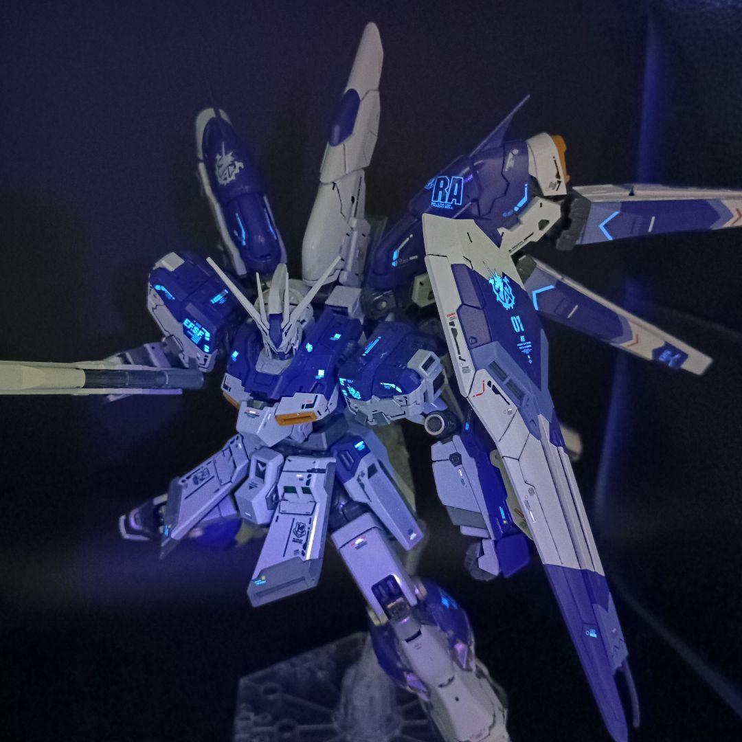 RGHiニューガンダム塗装完成品ジャンク