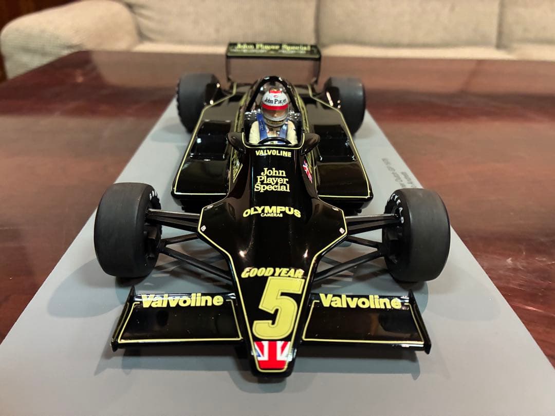 スパーク　1/18 ロータス79 1978 オランダGPウィナー