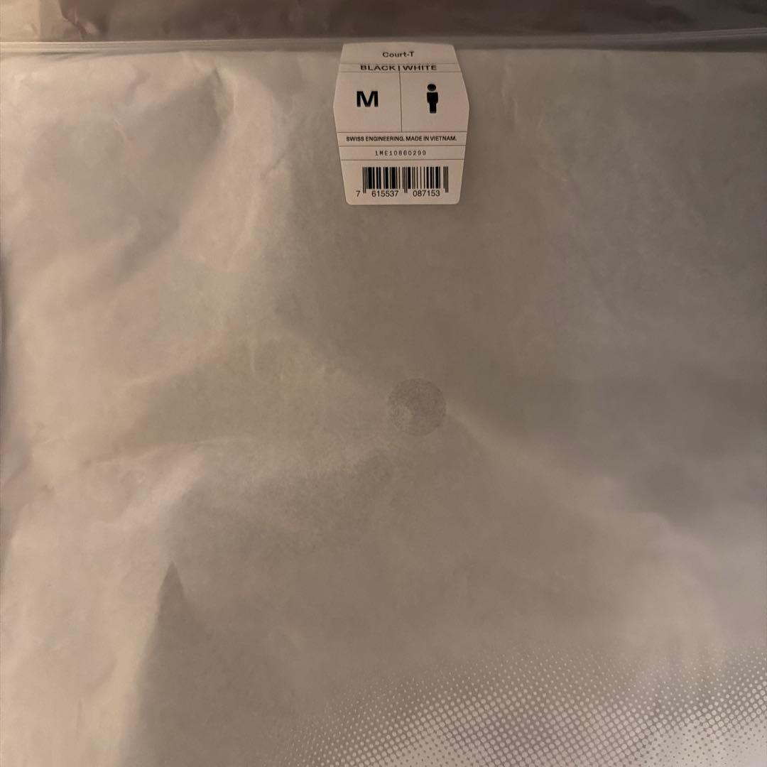 On テニス　Tシャツ　US Mサイズ ブラック×ホワイト　売切