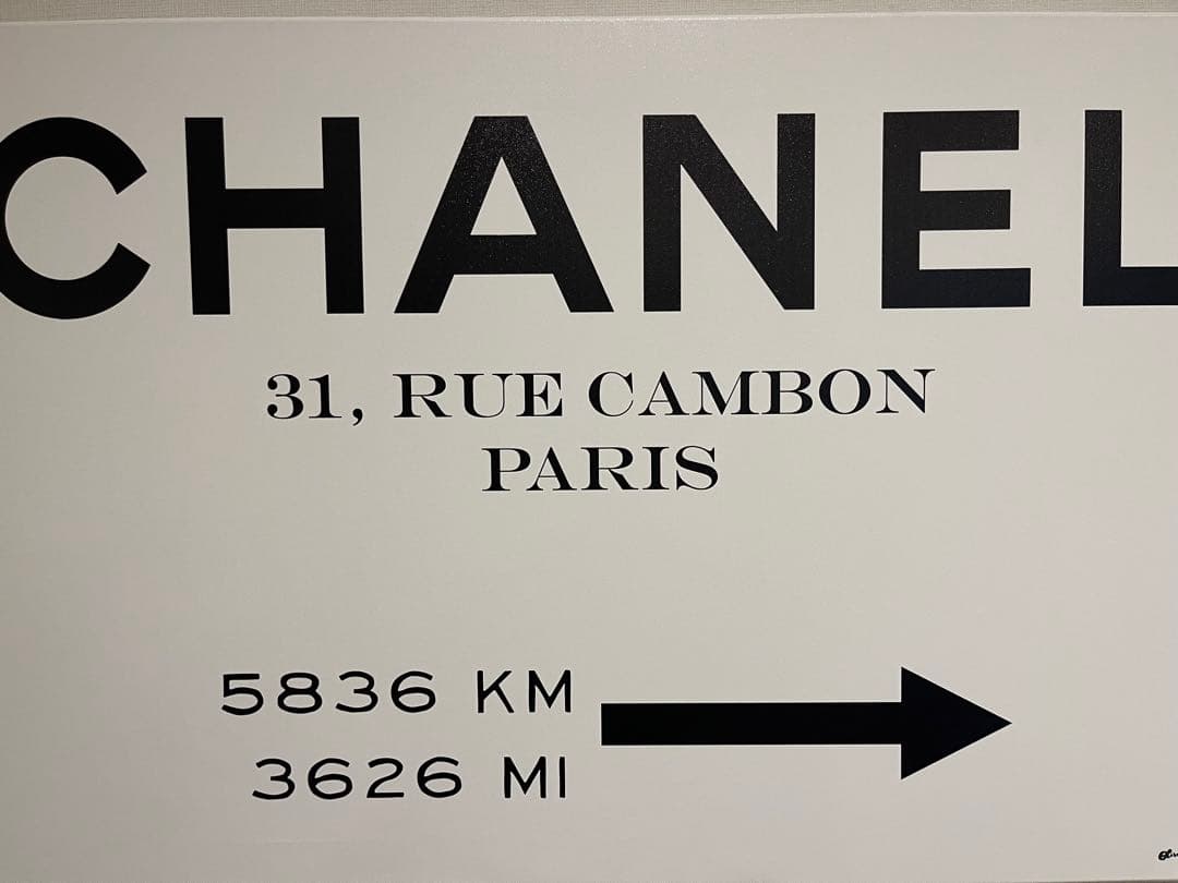 新品オリバーガル　定価162,8000円　91.5cm×61cm シャネル