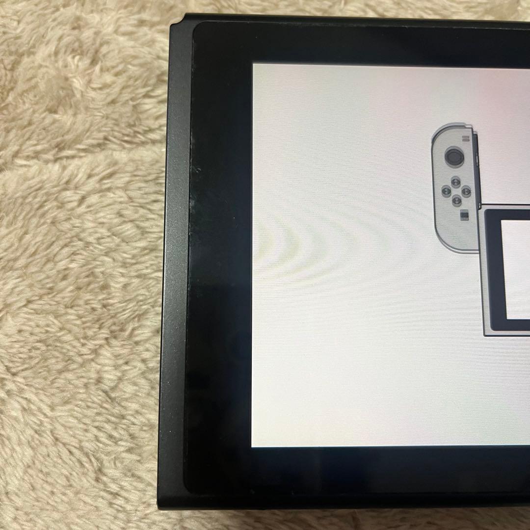 任天堂スイッチ　Nintendo Switch 本体　ホリ　コントローラー