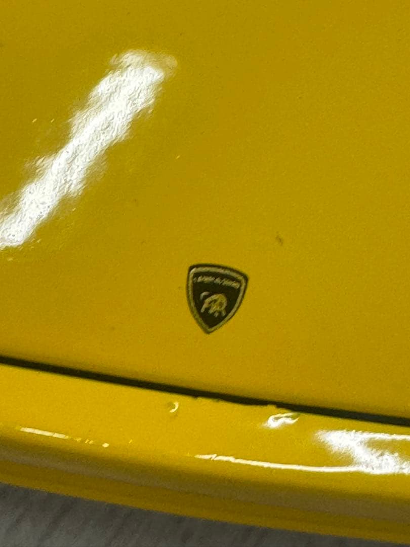 ランボルギーニ イエロー 1/24